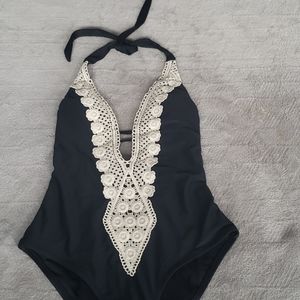 Kona Sol Black One Piece, plunging, low back ~ S 🖤💥